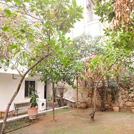 Calm And Cozy Flat With Romantic Garden Ateny Zewnętrze zdjęcie